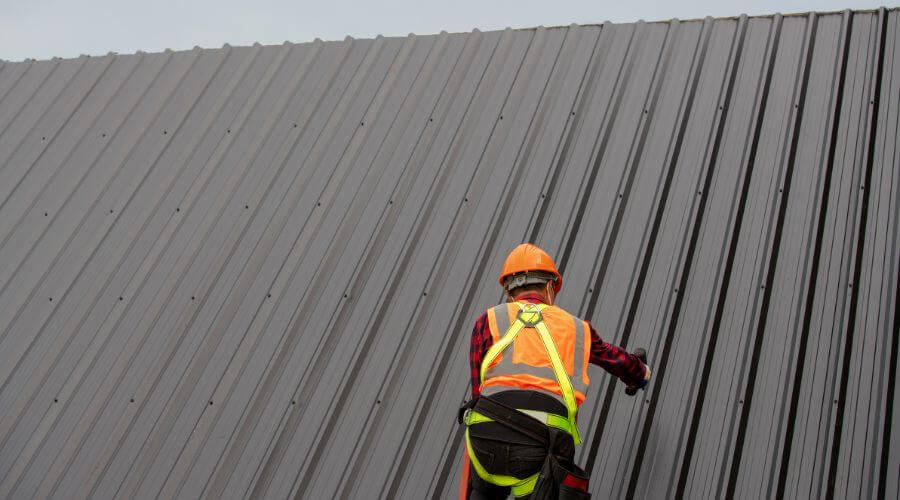Professional residential roofers in Milton, IL